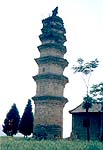 千年以上前の寺院の塔